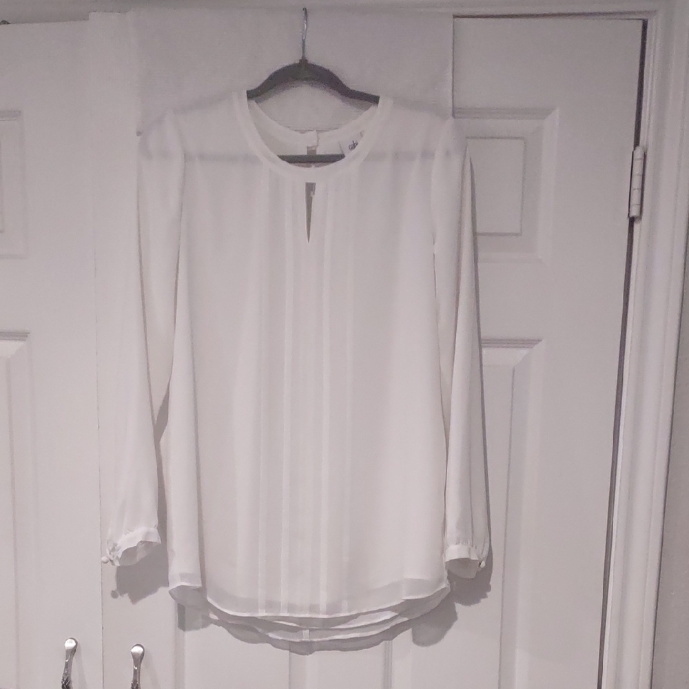 cabi #3150 Entice Long Sleeve Pleated Beautiful Cream Blouse Fully Lined Size Sm